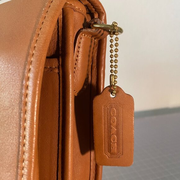 Coach Vintage 5130 Station Leather Crossbody Bag Purse Light Brown - Picture 5 of 16